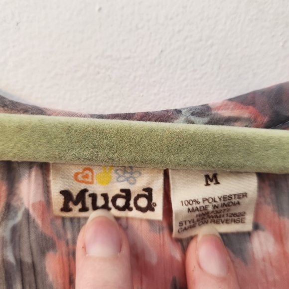 Mudd sheer floral blouse - Picture 2 of 3